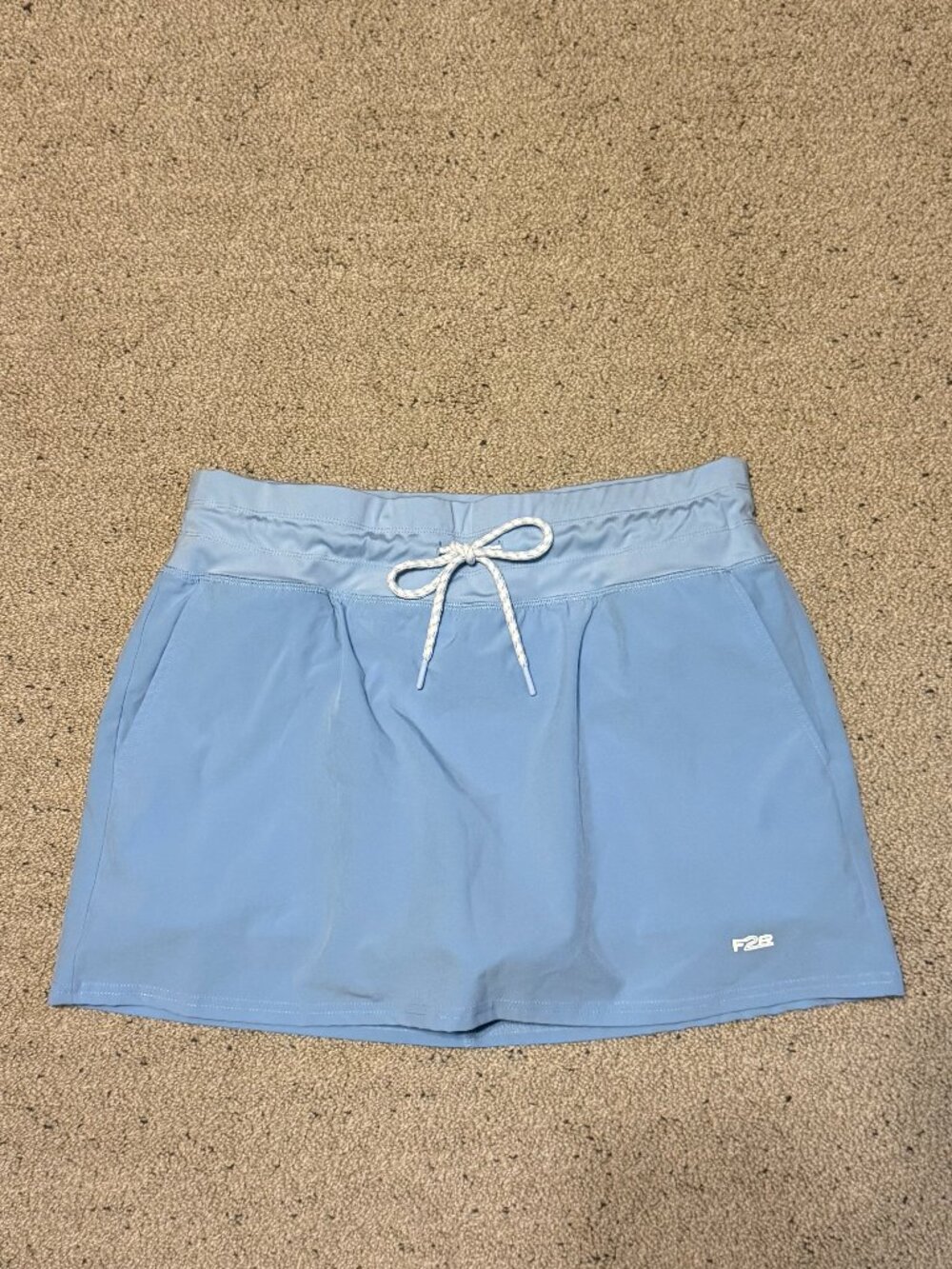 FIT2RUN Light Blue Athletic Skirt Shorts with Pockets Liner – Size L
